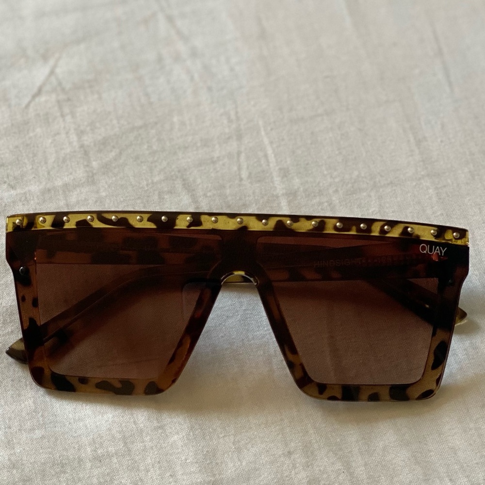 Quay “Hindsight” Sunglasses